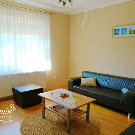 Jazmin Apartmanhaz Szentgotthard