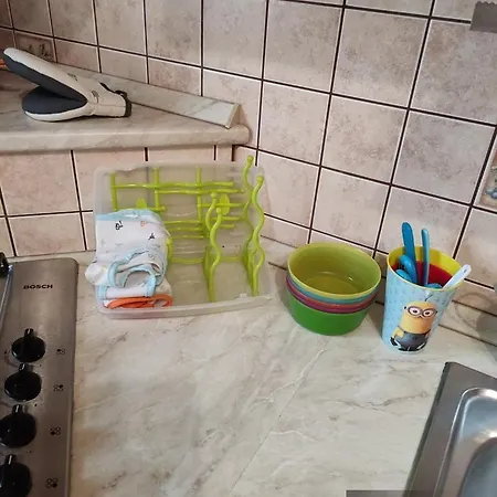 Jazmin Apartmanhaz 센트고타드